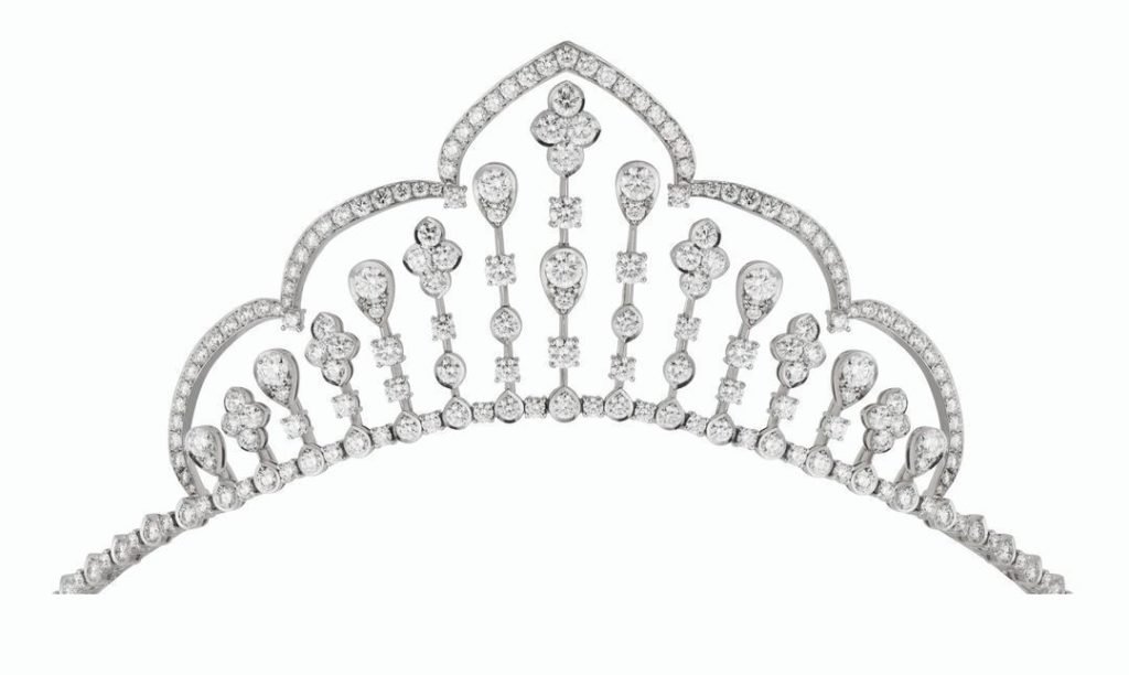 Bridal Crown 5.7 Carat Round Brilliant Diamond 45.87 Gms 14K Gold