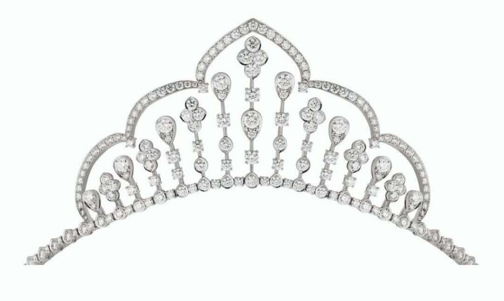 Girls Crown 12.71 Carat Round Brilliant Diamond 40.9 Gms 14K Gold