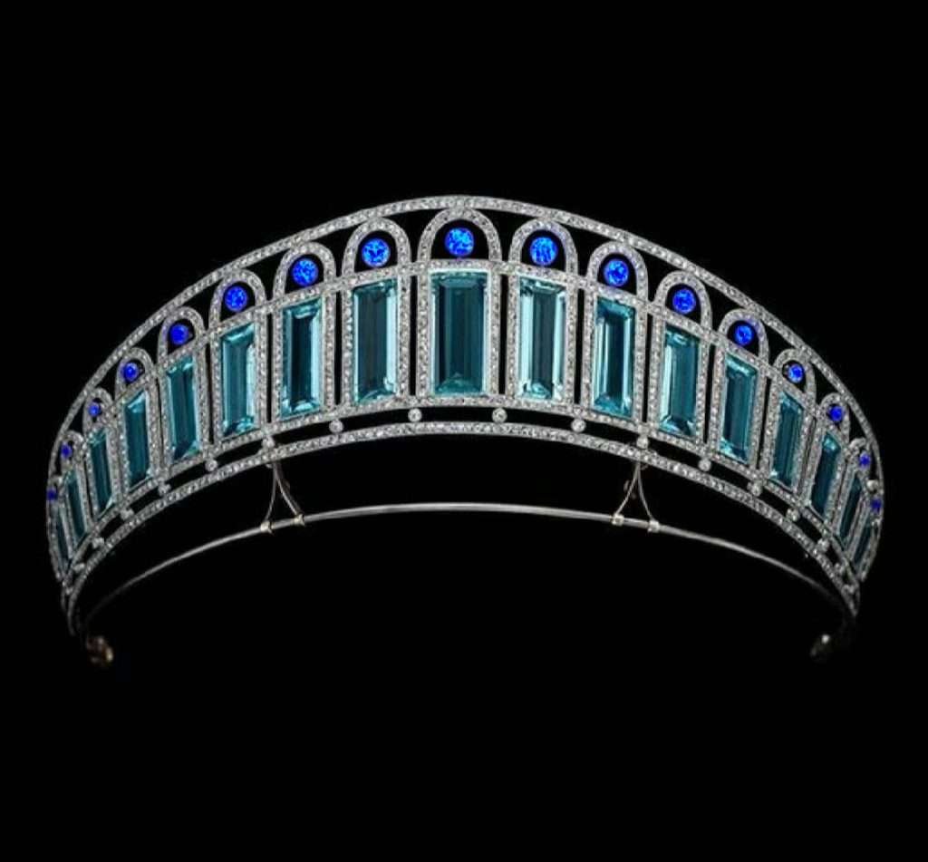 Birthday Crown 125.54 Carat Rose Cut Diamond & turquoise & sapphire 141.56 Gms 925 Sterling Silver