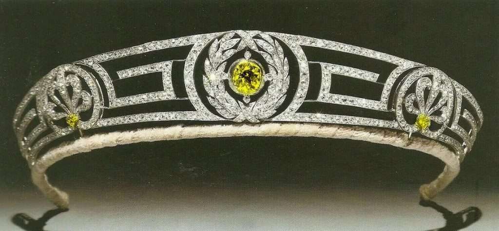 wedding crown 20.6 Carat Rose Cut Diamond & yellow sapphire 58.4 Gms 925 Sterling Silver