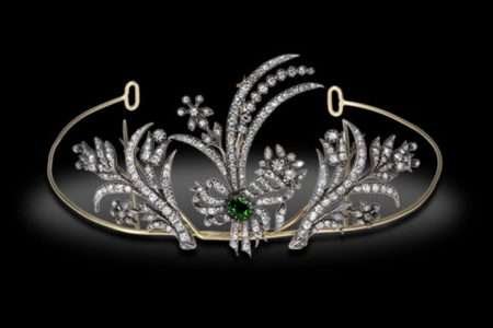 wedding Crown 9.4 Carat Rose Cut Diamond & 6 Carat Emerald 45 Gms 925 Sterling Silver